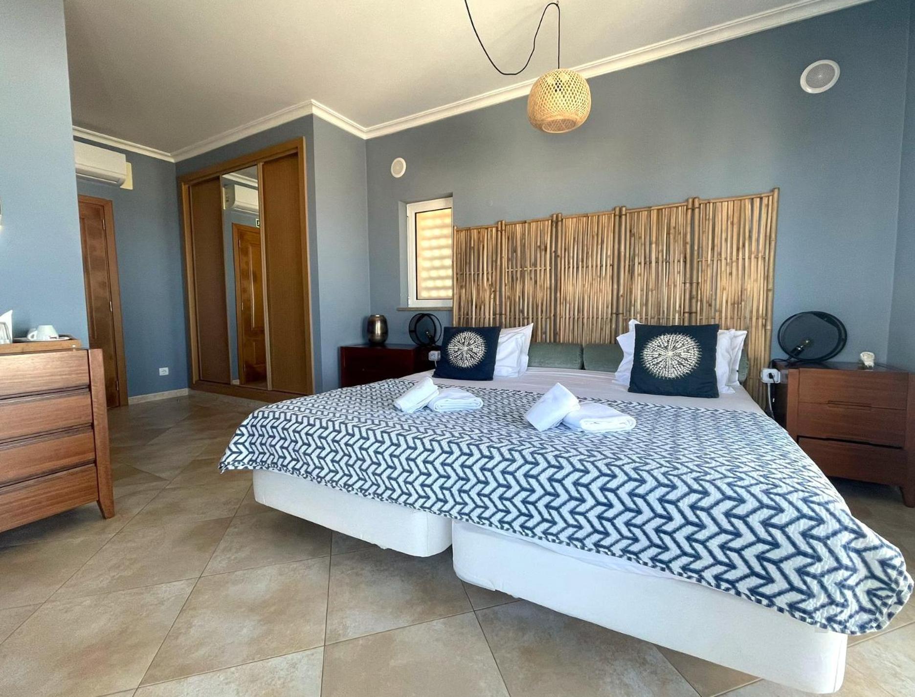 Arrifana Destination Suites Алжезур Экстерьер фото
